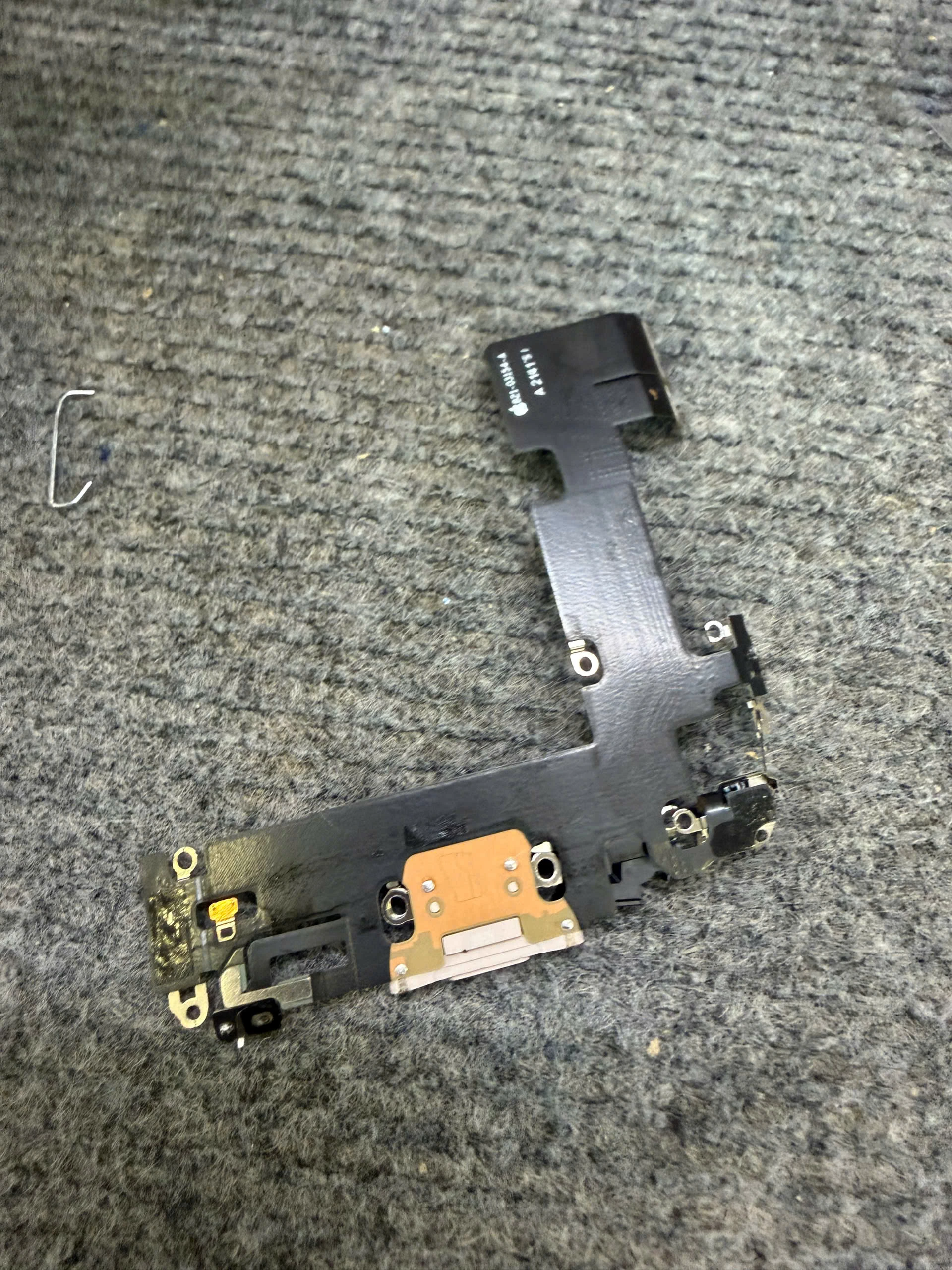 Chân Sạc (Đôi Sạc) iPhone 13 (A2482, A2631, A2633, A2634, A2635)